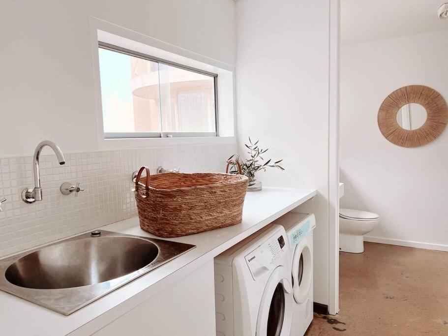 The Cove Front Luxury House Holiday home Port Fairy