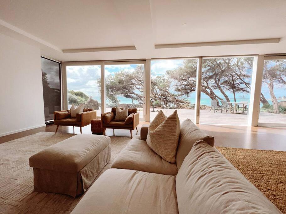 The Cove Front Luxury House Holiday home
